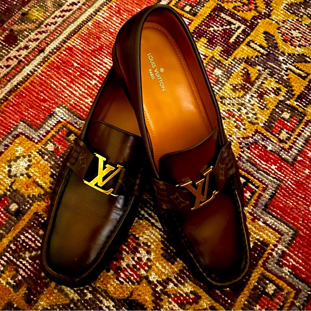 Men’s size 11 medium Louis Vuitton loafers in great condition.